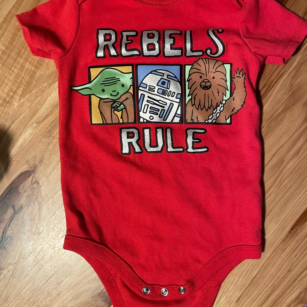 Star Wars Red 'Rebels Rule' Bodysuit